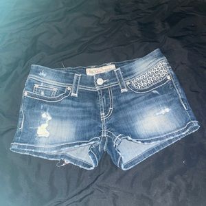BKE shorts size 28